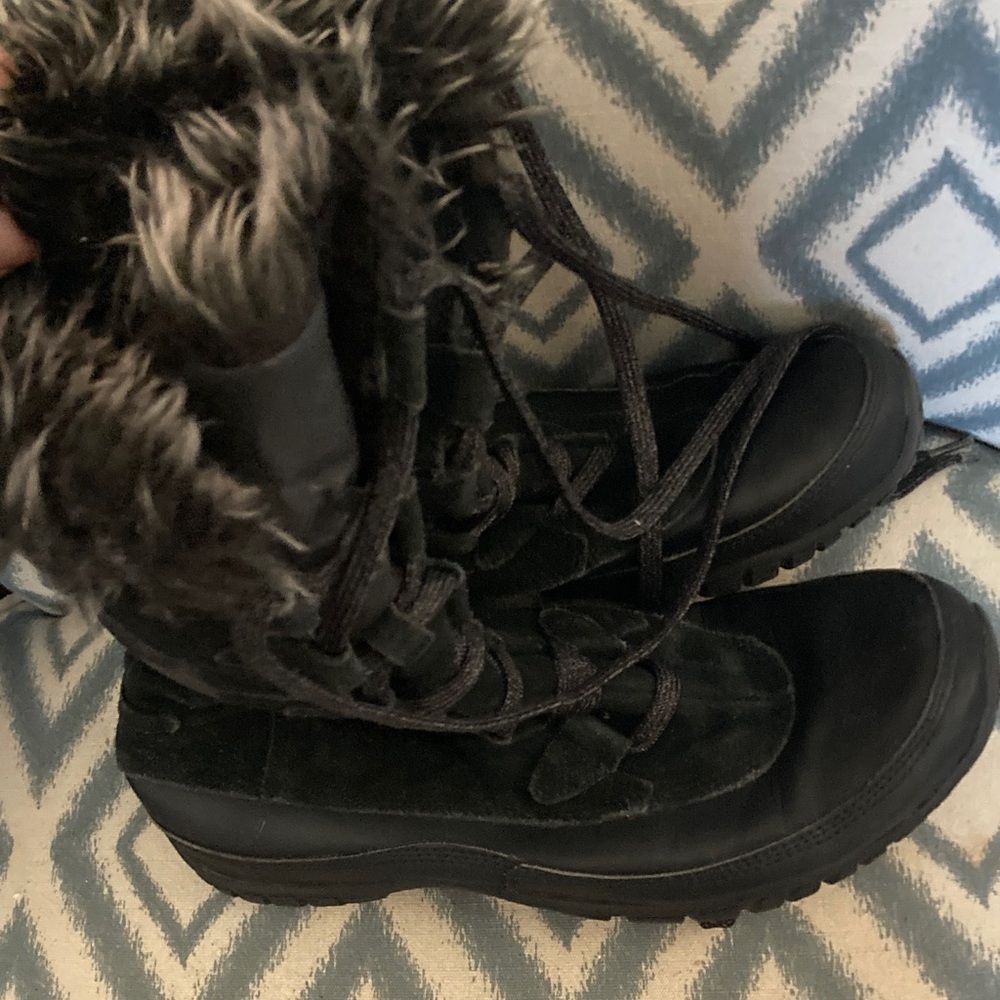 North Face Women's Black Fur-Lined Winter Boots 8.5 🌸